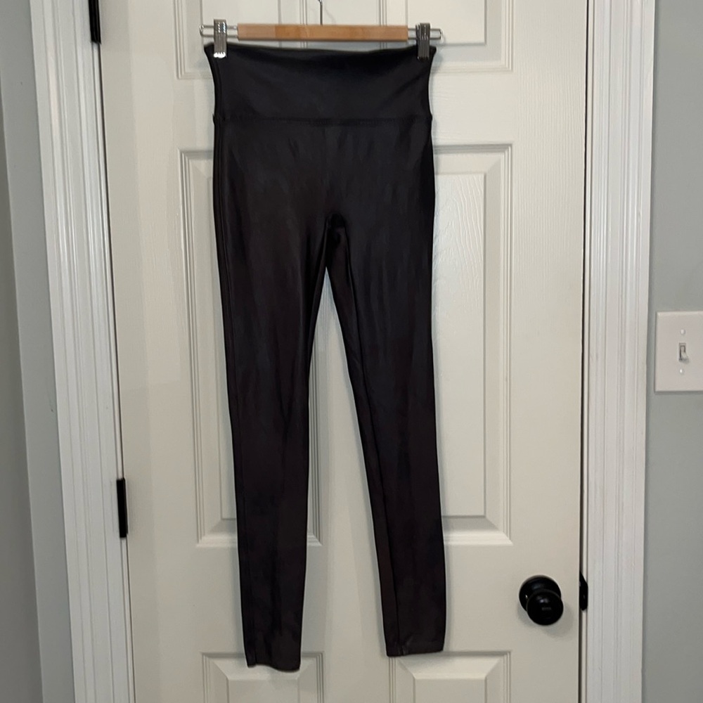 Spanx Rich Olive Faux Leather Leggings Size Medium Tights Shaping‎ High Waist